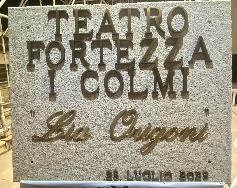 Intitolata a Lia Origoni la Fortezza Teatro i Colmi di La Maddalena